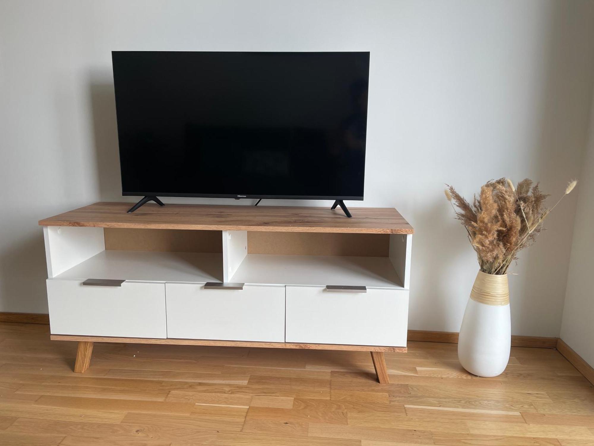 וינה 55 M2 Stylish Apartment With Balcony & Parking מראה חיצוני תמונה